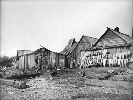 Fishing camps on Wing Point, Bainbridge Island circa 1905